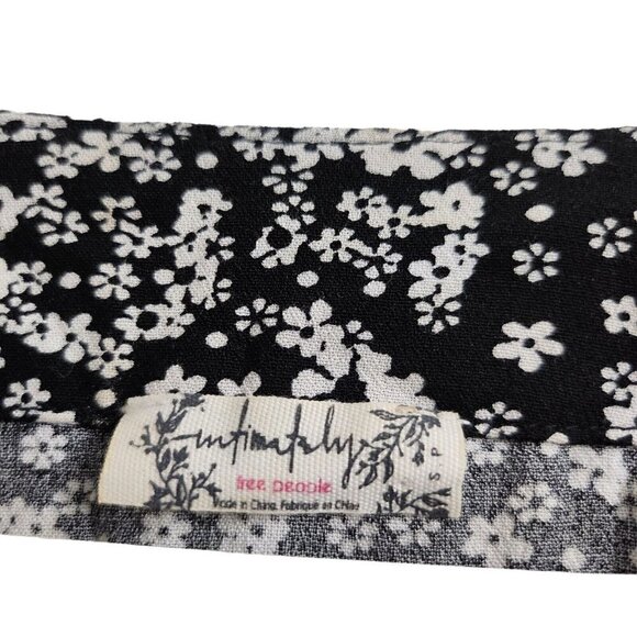 Intimately Free People Blouse S Black Ditsy Floral Bodysuit Dramatical‎ Ruffled - Picture 4 of 15